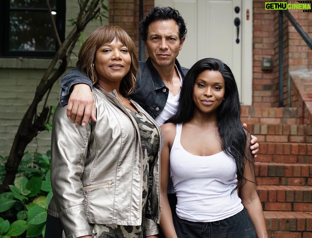 Amiyah Scott Instagram - One big crazy family @staronfox @queenlatifah @benjaminbratt I hope that everyone enjoyed tonight’s episode of #STAR ⭐️👀 Thoughts?