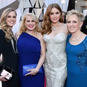 Amy Adams Instagram - Happy Mother’s Day to my beautiful Mom and my stunning Sisters. I can’t wait until we can all be together again so I can appropriately celebrate how awesome you are and how much I love you @campgabsa @watsonswill #GrandmaKitty! 

2019 Oscars 📸: @charlessykes