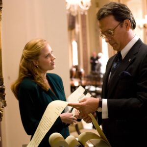 Amy Adams Instagram - Happy Birthday @tomhanks You have always been, and remain a guiding light. I am so grateful that I’ve had the opportunity to experience your generosity!! 
#charliewilsonswarmovie #garygoetzman