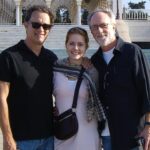 Amy Adams Instagram – Happy Birthday @tomhanks You have always been, and remain a guiding light. I am so grateful that I’ve had the opportunity to experience your generosity!! 
#charliewilsonswarmovie #garygoetzman