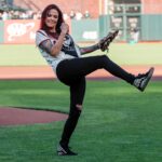 Amy Dumas Instagram - Ring 🤝 Mound