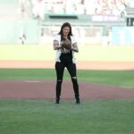 Amy Dumas Instagram - Ring 🤝 Mound