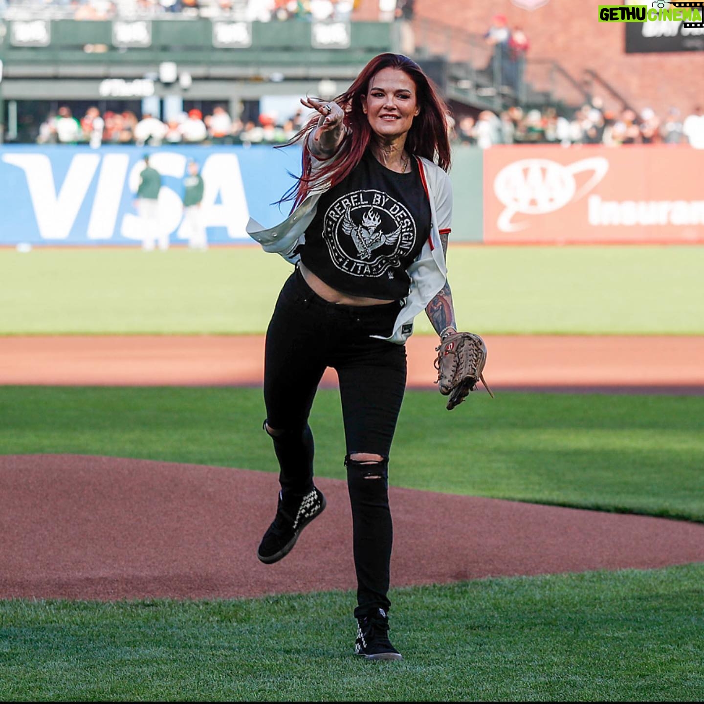 Amy Dumas - 43K Likes - Ring š¤ Mound