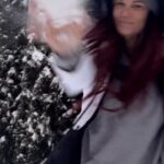 Amy Dumas Instagram - When #RAW is in Canada, you go visit your #bestie #snowday