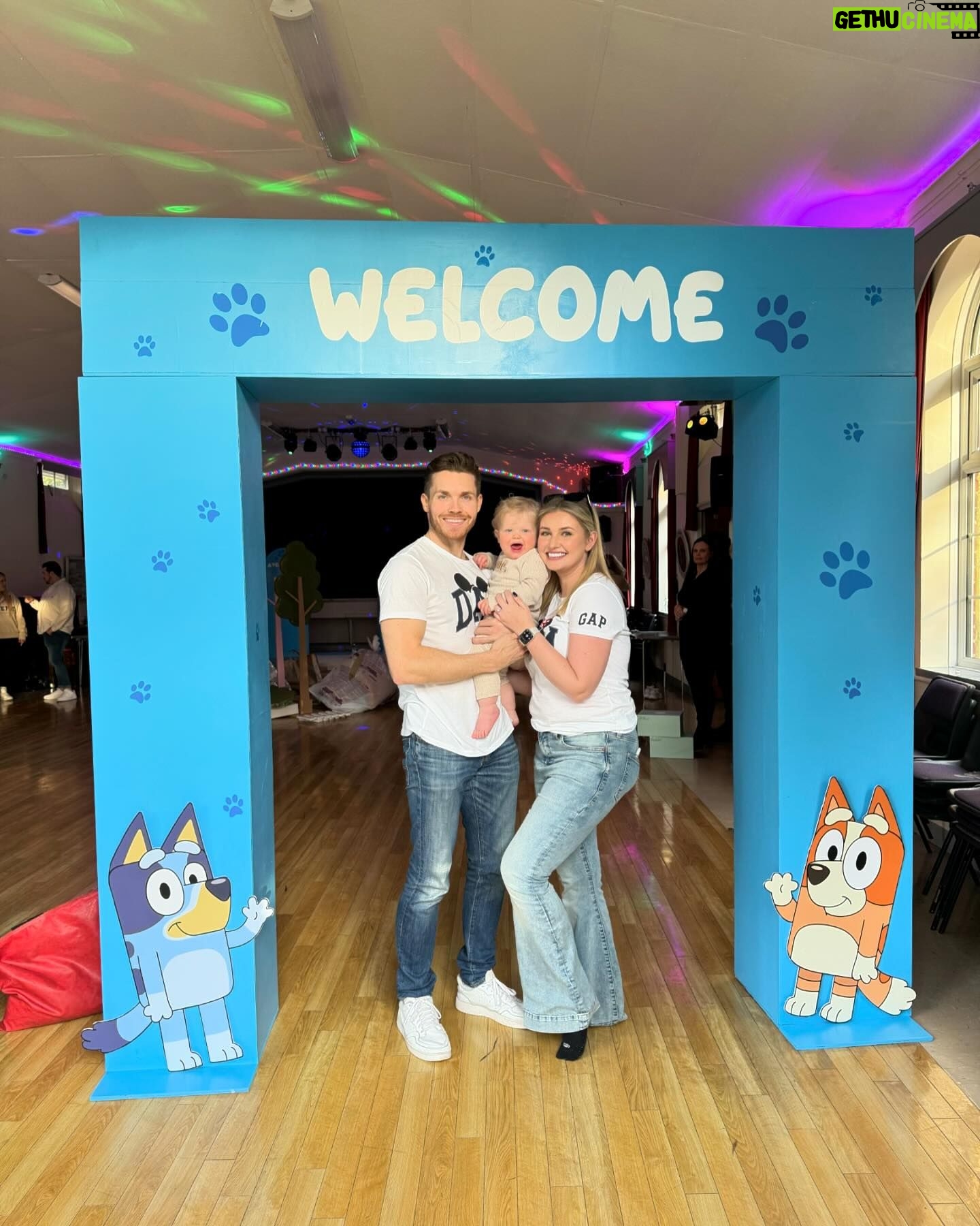 Amy Hart Instagram - This Episode Of Bluey Is Called Stanley’s First Birthday 🎂 💙🩵 The best time for my little boys first birthday 🎁 Theme:I looked on Pinterest and sent @everylastdetail_x a reeeally long voice note and as always they delivered!!! Even down to themed waters, biscuits from @thecupcakecollectionx , dog bowls instead of plates and little bone name tags 🥲. Roll on my UK hen do!! Food: I got pizzas for the adults, lots of different cans of drink and my Nan brought some cupcakes 🤣 For the babies I just went online and ordered so so many @kiddyliciousuk snacks. Felt this was the best zero waste option as now our cupboard is stocked with the ones we didn’t use!! My mum also did a tray of sandwiches and a tray of chicken dippers and sausages. Activities: We used two local family run companies, @rentyoureventsussex for the bluey soft play and DSH Leisure for the bouncy castle. I had DSH castles my whole childhood so really special that we can now use them for Stanley!! We also had @one_stop_partyshop come along with Bluey herself! I tried to book the full 2 hour party but they recommended that we just did 30 mins and it was fab! Games, singing and dancing and a meet and greet! I also used to do panto with Blueys party assistant so it really was the most Worthing party you can get 🤣 Cake: We used @kellyscakes_ We had white chocolate and raspberry (Stanley’s faves) and it was sooo good! Also very reasonably priced and I finally managed to order a cake for the size of the guest list and not for the feeding of the 5000!! Outfit: @indielledesigns 💙 my go to for seasonal clothing! Party Boxes: I had seen adopt a floppy on Pinterest so asked @my1styears if we could do a bulk order of the bunnies, they took it extra and gifted everyone a personalised denim jacket 😢 I also bought a box of bubble wands off Amazon and each child got a little book too! (Little libraries, also from Amazon!) (m1y also gave me a discount code which is AMYHART10 xx)