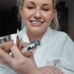Amy Hart Instagram – I love a good concert – it’s all about the facial expressions – and in my book it’s any excuse to shout, scream, laugh, sing at the top of your voice, and knowing me, probably shed a tear or 2! 🤣🤣🤣
I’ve been using and loving Avon’s Anew Power Collection 3-step skincare routine. The eye cream, serum and face cream have trademarked ingredient Protinol and has collagen boosting benefits. I love how my skin looks and feels.
Thats me all prepped and ready for a big night out – now where’s the waterproof mascara!
#AVONAnew @AVON_UK