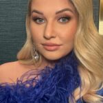 Amy Hart Instagram - It’s BAFTA TV Awards with @pandocruises day! 🥂🎥 I literally cannot wait! I thought I would give you a glimpse into how I get ready for a red carpet event like tonight. I feel it’s just like a celebration night on a P&O Cruises holiday! This was my dress from the nominees party, what colour do you think I’ll wear tonight? 💙 Comment below! #pandocruises #baftatv #raganddoll #fakebake #plouise #redcarpet #redcarpetfashion #redcarpetready