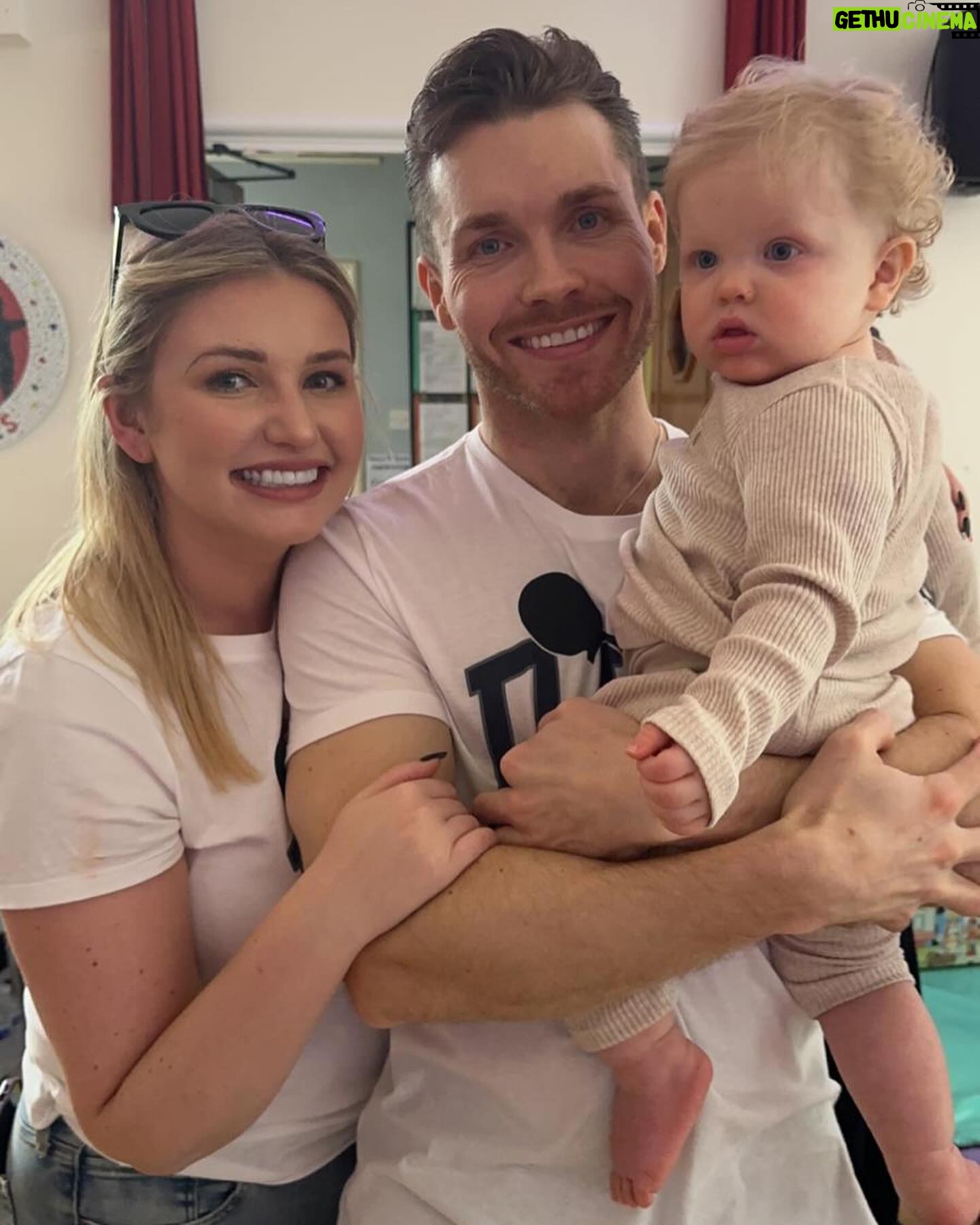 Amy Hart Instagram - This Episode Of Bluey Is Called Stanley’s First Birthday 🎂 💙🩵 The best time for my little boys first birthday 🎁 Theme:I looked on Pinterest and sent @everylastdetail_x a reeeally long voice note and as always they delivered!!! Even down to themed waters, biscuits from @thecupcakecollectionx , dog bowls instead of plates and little bone name tags 🥲. Roll on my UK hen do!! Food: I got pizzas for the adults, lots of different cans of drink and my Nan brought some cupcakes 🤣 For the babies I just went online and ordered so so many @kiddyliciousuk snacks. Felt this was the best zero waste option as now our cupboard is stocked with the ones we didn’t use!! My mum also did a tray of sandwiches and a tray of chicken dippers and sausages. Activities: We used two local family run companies, @rentyoureventsussex for the bluey soft play and DSH Leisure for the bouncy castle. I had DSH castles my whole childhood so really special that we can now use them for Stanley!! We also had @one_stop_partyshop come along with Bluey herself! I tried to book the full 2 hour party but they recommended that we just did 30 mins and it was fab! Games, singing and dancing and a meet and greet! I also used to do panto with Blueys party assistant so it really was the most Worthing party you can get 🤣 Cake: We used @kellyscakes_ We had white chocolate and raspberry (Stanley’s faves) and it was sooo good! Also very reasonably priced and I finally managed to order a cake for the size of the guest list and not for the feeding of the 5000!! Outfit: @indielledesigns 💙 my go to for seasonal clothing! Party Boxes: I had seen adopt a floppy on Pinterest so asked @my1styears if we could do a bulk order of the bunnies, they took it extra and gifted everyone a personalised denim jacket 😢 I also bought a box of bubble wands off Amazon and each child got a little book too! (Little libraries, also from Amazon!) (m1y also gave me a discount code which is AMYHART10 xx)