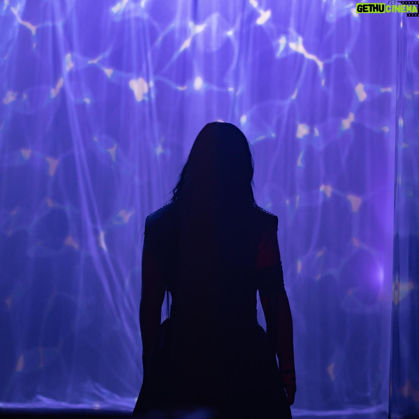 Amy Lee - 79.4K Likes - I love seeing you guys pick up on and interpret all the little references in the Better Without You video. I will neither confirm nor deny any of them! (it’s way more fun that way)
2 things I’d like to add to your list.
(1) This dress was inspired by the underwater one from Going Under. Sort of it’s evil twin. It’s ghost.
(2) There IS water (kinda)!
I’m just not in it this time 😏
