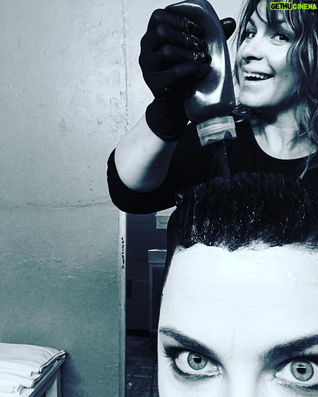 Amy Lee Instagram - It's time #backtoblack @bethwilson21 @evanescenceofficial