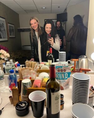 Amy Lee Instagram - When a friend invites you to their show and gives you your own dressing room for you and your friends just cause ❤️😭