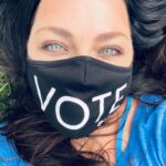 Amy Lee Instagram - Today is the 10th Anniversary of #NationalVoterRegistrationDay! The deadlines to register to vote are right around the corner so @headcountorg wants to make sure you’re ready to use your voice on November 8th. Visit the link in bio today and make sure you're registered to vote!