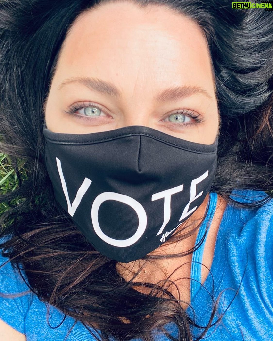 Amy Lee Instagram - Today is the 10th Anniversary of #NationalVoterRegistrationDay! The deadlines to register to vote are right around the corner so @headcountorg wants to make sure you’re ready to use your voice on November 8th. Visit the link in bio today and make sure you're registered to vote!