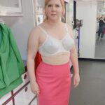 Amy Schumer Instagram – Thank you @jerryseinfeld for having me! “Unfrosted” is out today on @netflix I will never get over the @voelhair the @kyrapanchenko_mkup and the costumes by Susan Matheson and this cast is absolutely the funniest roster you will ever see. Loved every second with my counterpart @iammaxgreenfield