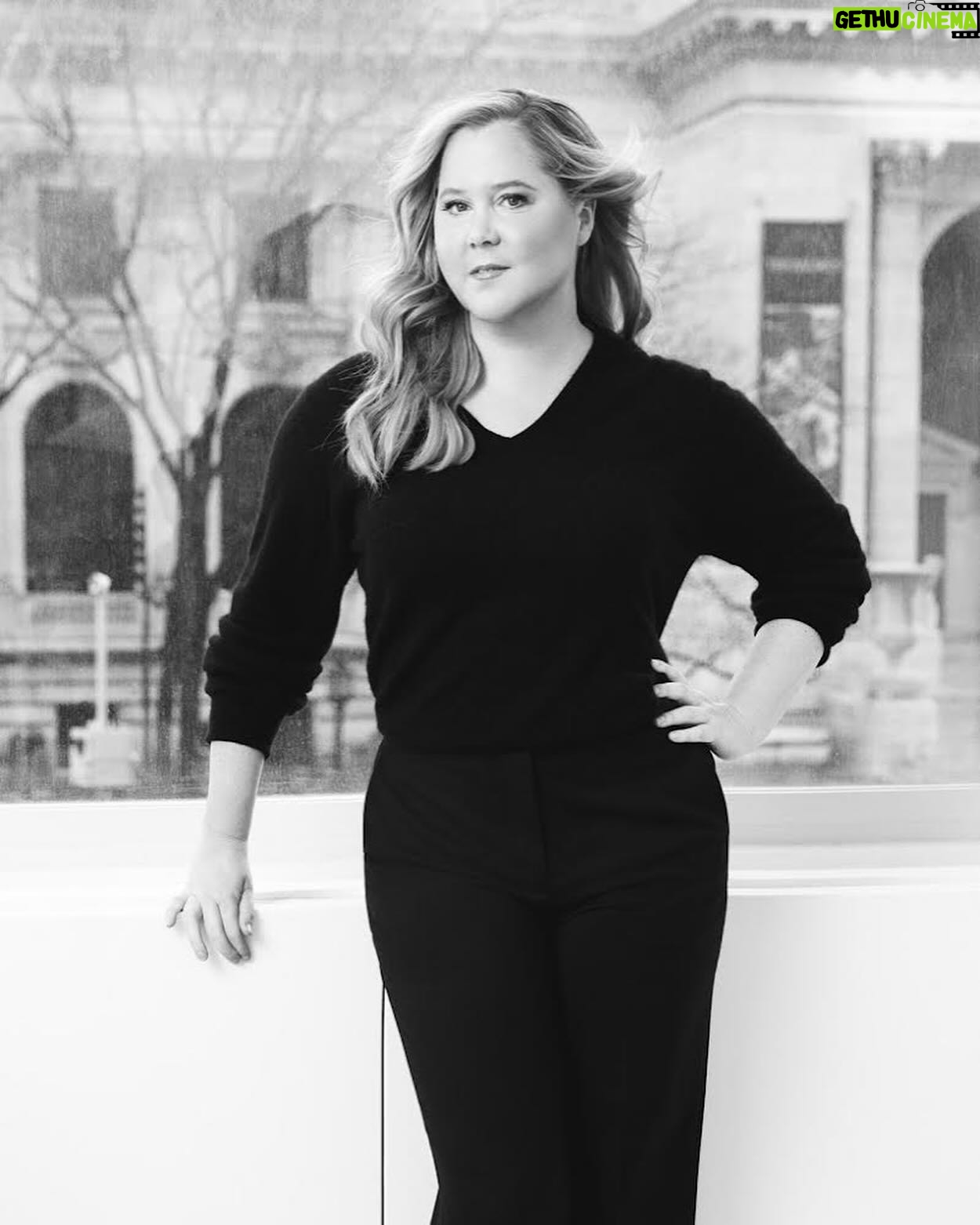Amy Schumer Instagram - @variety Written by @rebeccaarubin Photography by @vsteves Hair by @clinttorresbeauty Makeup by @apetownes Stylist @chloehartstein