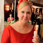 Amy Schumer Instagram - What's your favorite look of @amyschumer It's always the best time collaborating with Amy and her new film #Unfrosted was an absolute blast! I love the process of bouncing ideas off each other and bringing them to life with laughter and creativity. Amy's energy is infectious. Can't wait for you to see the magic we made together. ✨🎬 #Unfrosted #makeup by me #hair by @kimmykuppkakes #costumes by Susan Matheson #llovemyjob #dreamjob #unfrosted #netflix