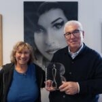 Amy Winehouse Instagram – Amy Winehouse has posthumously been awarded a BRIT Billion Award celebrating one Billion streams in the UK. Amy’s parents, Janis and Mitch Winehouse accepted the BRIT Billion Award at @amysfoundation in London 🖤
 
#BackToBlack