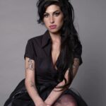 Amy Winehouse Instagram – Glamorous Amy captured in her iconic beehive & cat-eye look by photographer Jason Bell at the Elle Style Awards in 2007. 🖤