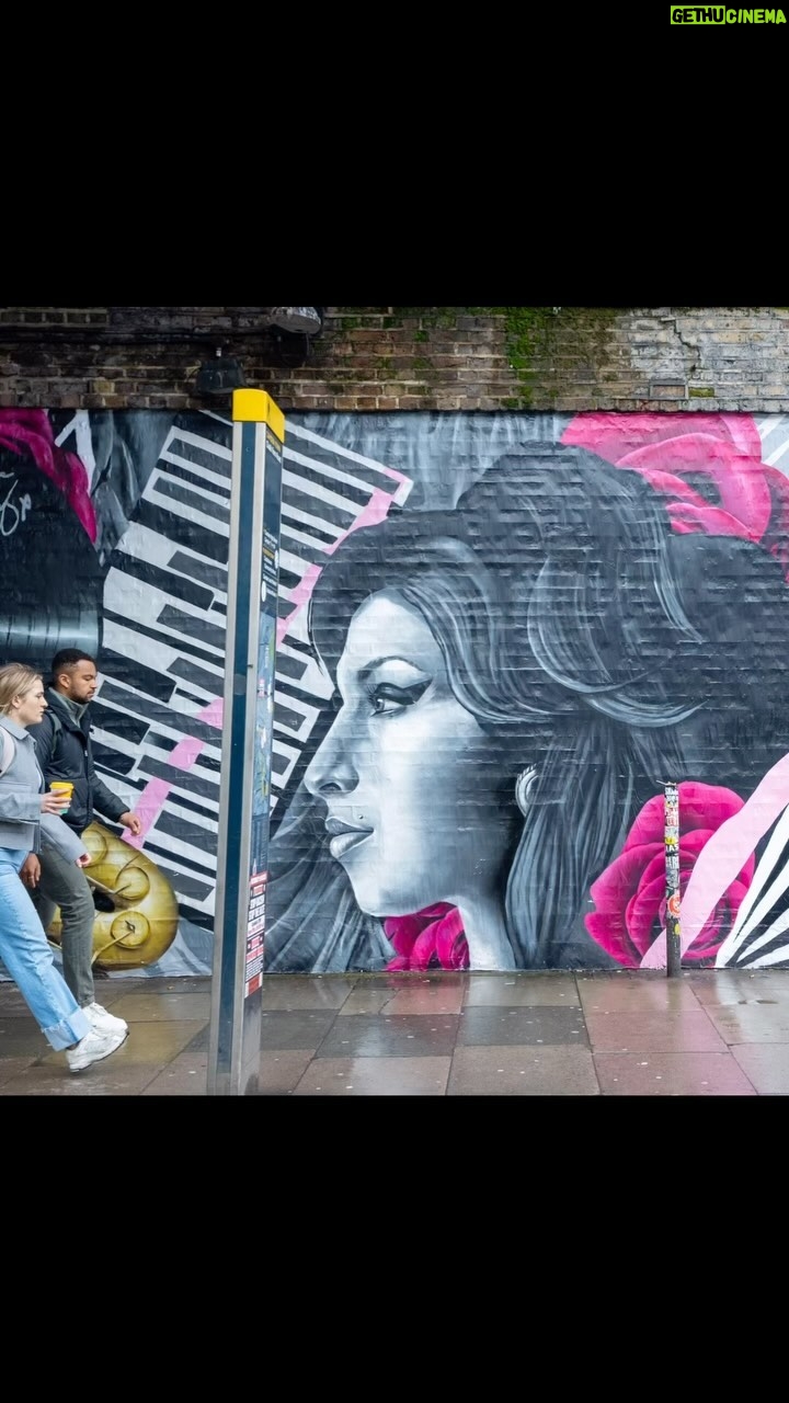 Amy Winehouse Instagram - From Hawley Arms, down to the Stables, Amy is synonymous with Camden. Thanks to @GlobalStreetArt and artists @EllesPaint and @CeeRichards_, a brand new mural has popped up underneath the Camden Town overground bridge on Camden High Street, Chalk Farm Road. Have you seen it yet? 🩷 #BackToBlack