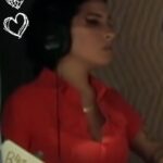Amy Winehouse Instagram – Amy’s original recording of ‘Back To Black’ in the studio with Mark Ronson. ❤️

#BackToBlack