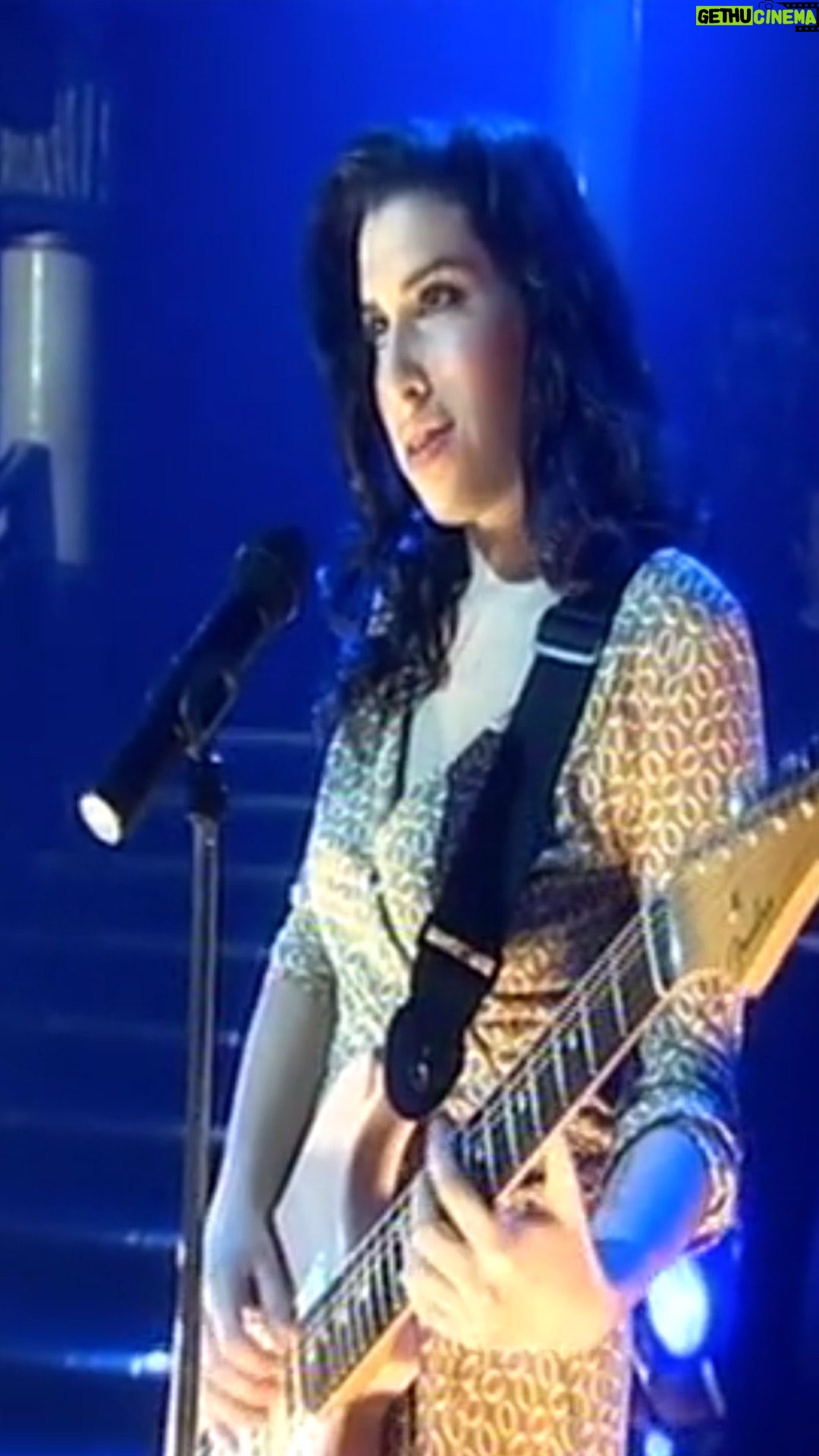 Amy Winehouse Instagram - Relive the magic of Amy’s unforgettable performance of ‘Take The Box’ as she graced the stage on Trevor Nelson’s Lowdown TV Show in 2003. Which live performance by Amy do you cherish the most? 💞 #Frank20