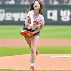 An So-hee Instagram - @ssglanders.incheon ❣️⚾️