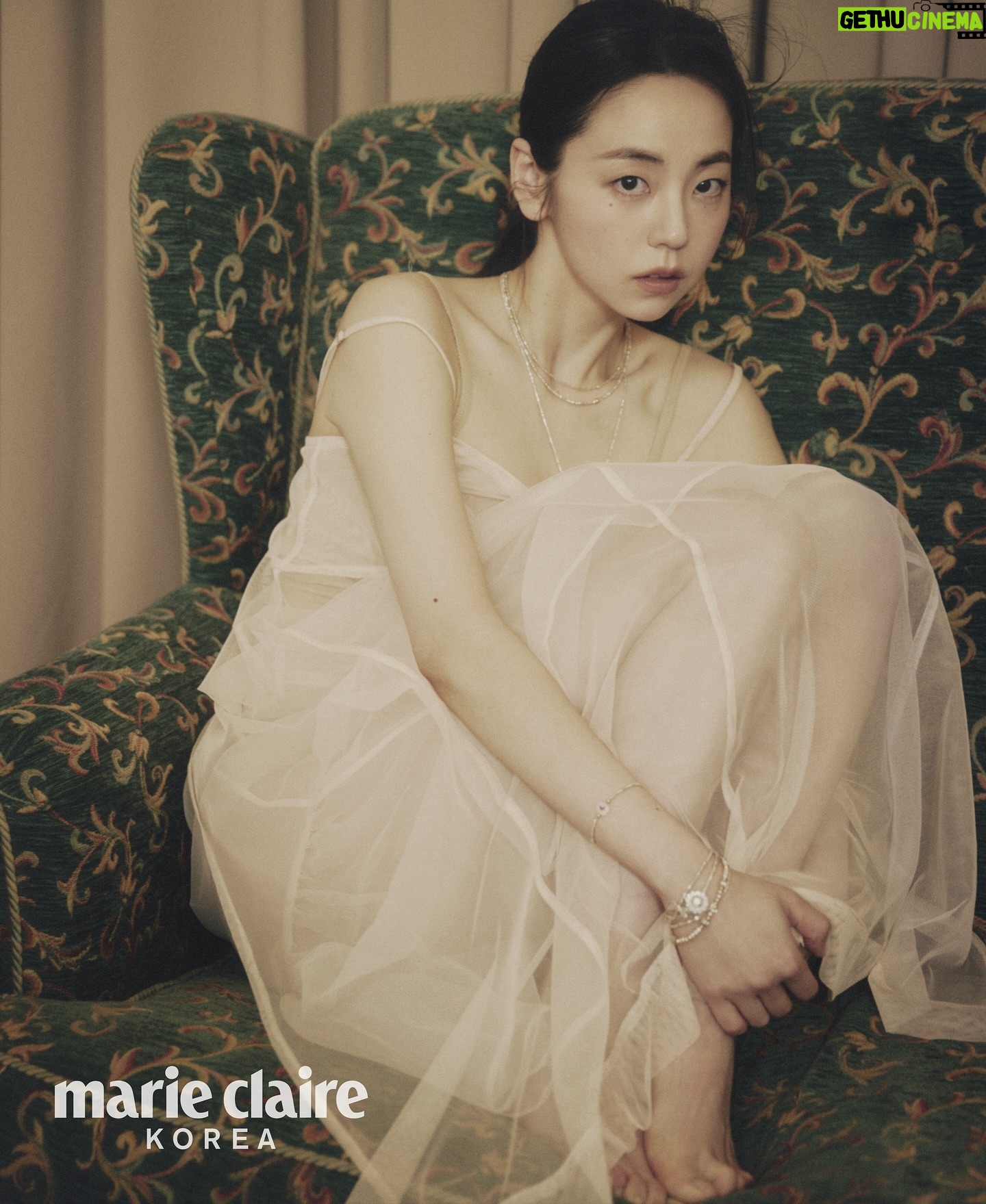 An So-hee Instagram - Hello, Marie? 🤍 @marieclairekorea