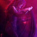 Ana Bárbara Instagram - El gran cierre del #BandidosTour ayer en la @arenamtyoficial en 📸 Gracias #pedazosdemialma que me acompañaron durante toda esta era , en cada ciudad, cada canción, cada baile ‼️💃🏻❤️‍🔥 Los amo mucho ; también a todos los involucrados @roselazavala @soyezra , mi @elsergiogabriel , @landoslays … a mis bailarines comandados por @jorgeboyoli a toda mi gran banda de músicos aquí y en #USA , a mis familiares y amigos que me acompañaron; a @majo__aguilar , @joy @edwinlunat @yosoyoscarivantrevino @paquitaoficialb y tantos queridos y grandes colegas con los que tuve la fortuna de compartir escenario. … en fin jamás terminaría de agradecer a tantas personas . Y vienen muchas sorpresas más porque hay #Bandida para rato 😏😎💋👢 📸 @soyelmolina