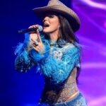 Ana Bárbara Instagram - Gracias @anabarbaramusic por un show espectacular en el #BandidosTour aquí en #YouTubeTheater 🤠❤️‍🔥