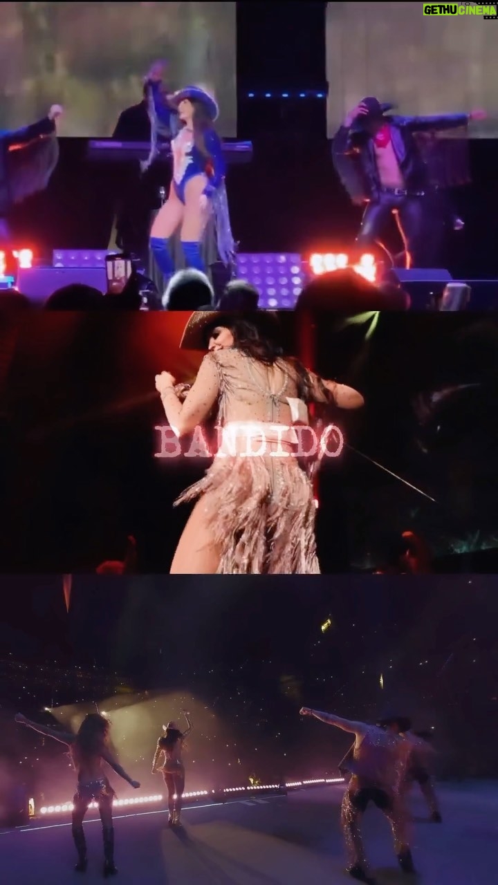 Ana Bárbara Instagram - Wow ya #300millones de #Bandido 🏆🎥 en @youtube 🔥🙌🏼 es increíble ver cómo siguen cantándola , bailándola y disfrutando esta gran #canción en cada show , en las redes , las nuevas generaciones y mis fans de siempre 🥹 y por supuesto es la #cancióndeviernes Gracias mis #bandidas y #bandidos y vamos por muchos millones más 💋👊🏼💯 y obvio festejaremos este logro en el cierre de #BandidosTour en @arenamtyoficial 🥳 ahí los veo