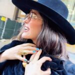 Ana Bárbara Instagram - Un poco de mi día ayer por la bella ciudad de Chicago! 🤩🏙️ Nos vemos esta noche en el @rosemonttheatre para pasar una noche #Bandida! 🙌🏼