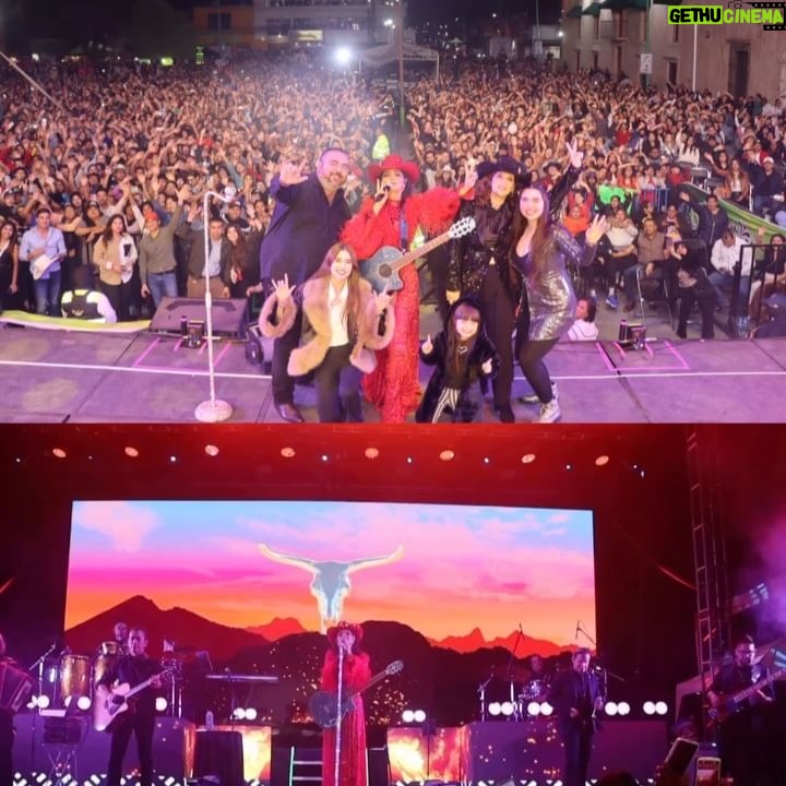Ana Bárbara Instagram - Mi hermoso #sanluispotosí ❤️🔥 que bonito vernos de nuevo mis paisanas y paisanos en la #feriadelaenchilada , literal esto #esdecasa señores , gracias a mis hermanos @vivianaugaldem @antero_ugalde_oficial_ 💥‼️ los amo tanto y mucho mucho a ustedes mis #bandidos 💋 @municipiosgs #anabárbara #conciertos