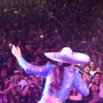 Ana Bárbara Instagram - Mi hermoso #sanluispotosí ❤️‍🔥 que bonito vernos de nuevo mis paisanas y paisanos en la #feriadelaenchilada , literal esto #esdecasa señores , gracias a mis hermanos @vivianaugaldem @antero_ugalde_oficial_ 💥‼️ los amo tanto y mucho mucho a ustedes mis #bandidos 💋 @municipiosgs #anabárbara #conciertos