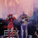 Ana Bárbara Instagram - Gracias #coyucadebenítez que mágico fué verlos cantar y bailar con #labandida ❤️‍🔥 💥 … y #Hoy 4 toca sudar juntxs en el palenque más emblemático de #Mexico 🐴 #laferiadelcaballo @fictmxoficial , en un ratito nos vemos 💋🤠 #anabárbara #conciertos