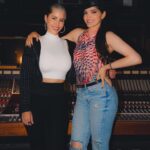 Ana Bárbara Instagram - Que a mi me respete me trate bonito 🎶 Este tema es muy especial por que decidimos hacerlo al estilo de los corridos tumbados con dos voces muy poderosas y un mensaje contundente para todas las mujeres. 👑👸Martes 17 de Octubre