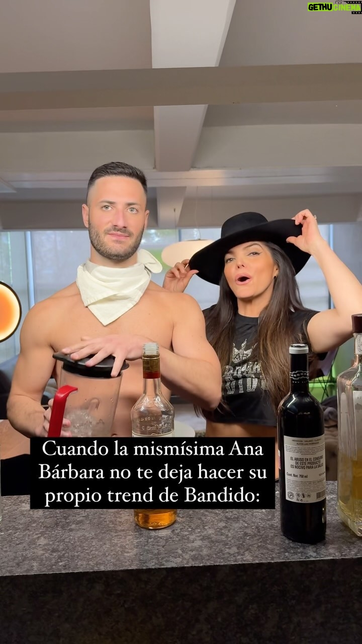 Ana Bárbara - 274.5K Likes - Soy Tu Bandido @anabarbaramusic 😂😂