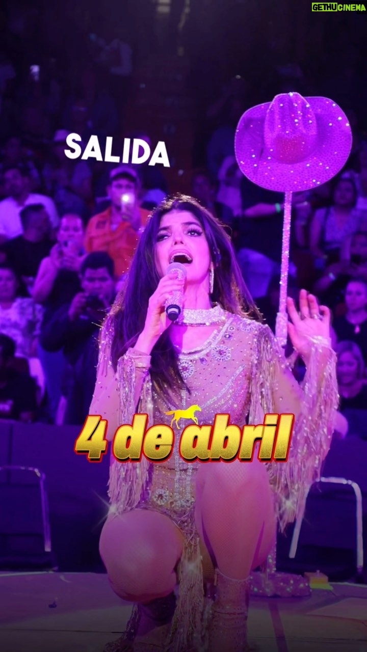 Ana Bárbara Instagram - “ hacías que parecieran mis noches días , pues por pensar en ti yo no dormía “ … #Texcoco están ya listxs para cantarla este 4 de abril ? 🤠❤️🔥 , falta una semana ‼️ , cuál canción quieren escuchar? ✍️👇🏼 #anabarbara #pedazosdemialma