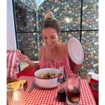 Ana Fernández Instagram - Una buena pasta y Pepsi Zero @pepsi_es