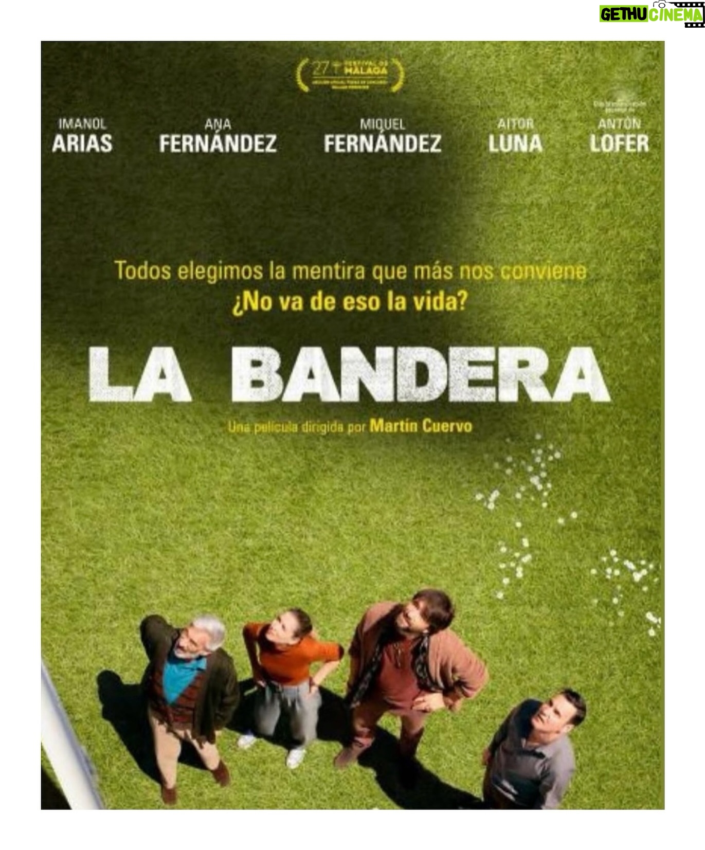 Ana Fernández Instagram - Por fin! Qué ilusionante ! Hace un año casi , hubo una llamada y a la semana estaba aterrizando en Tenerife para rodar esta deliciosa película bajo las órdenes del genuino @_martincuervo_ , con tres seres maravillosos con lo que me he reído lo más grande, los susodichos son @miquelfernandezgarcia @aitorluna1 y @imanolariasoficial . Un regalo de experiencia 🤍 Nos vamos al @festivalmalaga a presentarla a los mundos y en concreto a mis queridos malagueños , después ya irá a los cines. “ La Bandera” 🏴☠️