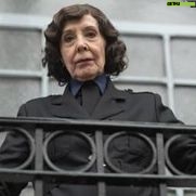 Ana Fernández - 77.8K Likes - Gracias Concha 💫
Qué orgullo haber compartido contigo set de rodaje. La actriz por excelencia de nuestro país. Siempre profesional, elegante, trabajadora y por supuesto la mejor villana que pudimos tener.
Tus chicas del cable te echaremos de menos. 🤍