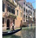 Ana Fernández Instagram - Venecia sin alfombras rojas. 🍝 🎭🛶