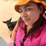 Ana Guiomar Instagram - Obrigada #morrodesaopaulo! Até já! Amei cada dia aqui, eram para ser 5 dias,acabaram por ser 8. Confesso que deixei a cidade de Salvador para conhecer numa próxima. Fiquei na @pousadaminhaloucapaixao que é SÓ um lugar de sonho e energia boa. Seguimos para um domingo de Páscoa já em família. 🐣