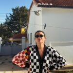 Ana Guiomar Instagram – Locuções feitas @zovagencia 
Cães na casa da mãe! Casaco @benetton 
Seguimos viagem! #preparadas ✈️

Quem é que também foi desconectado pelo Instagram?