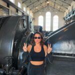 Ana Guiomar Instagram - Há dias de trabalho piores. ➰