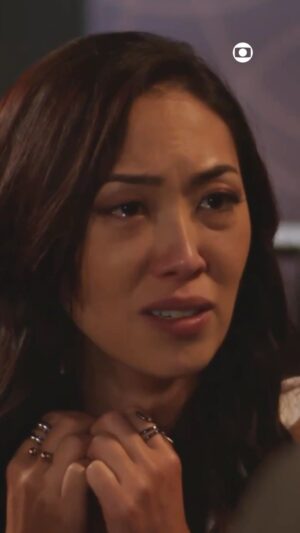 Ana Hikari Instagram - Hans: “Eu quero a sua lealdade pra sempre! Não quero traição!” Aí, Mila… 😭 #FamíliaÉTudo
