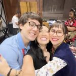 Ana Hikari Instagram – ✨ Vídeo Fake Show ✨
Registrando os bastidores da nossa novela #FamiliaÉTudo do meu jeitinho. Já que o vídeo show acabou a gente faz nosso próprio vídeo fake show 😂 

Vem que vem de 1º dia de gravação, teste de caracterização com idealização da nossa chefe gênia @kelfurman e figurino da nossa gênia chefe de figurino Sabrina Moreira @sabrimsmoreira