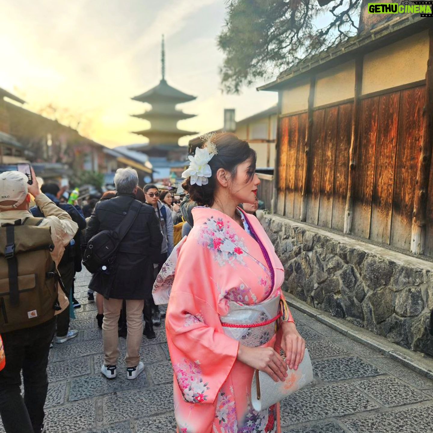 Ana Jalandoni Instagram - Geisha Deshou 🌸⛩️🫶