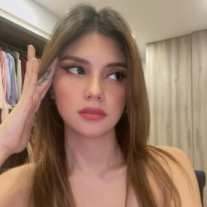 Ana Jalandoni Instagram - Me different mood,,,