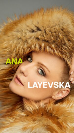 Ana Layevska Instagram - @analayevska1 a través del lente de la cámara, mostrando un styling nuevo lleno de creatividad, elegancia y talento. ✨

Foto: @estebancalderon 
Stylist: @alo_murillo_ 
Maquillaje y peinado: @andreamorenomakeup 

#AnaLayevska #TalentoZuma #ShootingDay #Shooting