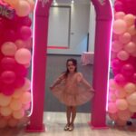 Ana Layevska Instagram - Mi niña ya es una niña grande!! Felices 6 añitos Masha!! Te amo infinitamente y amo verte crecer y convertirte en una hermosa persona! Muchas gracias a todos los amigos y papás que fueron!! Nos hicieron muy felices🤩🥰 Por los deliciosos tacos y burritos @fooddistrictmx “burro hermoso” Gracias por su atención y gran sabor!! Y los imperdibles snacks @d.limonmx (deli los tostilocos)